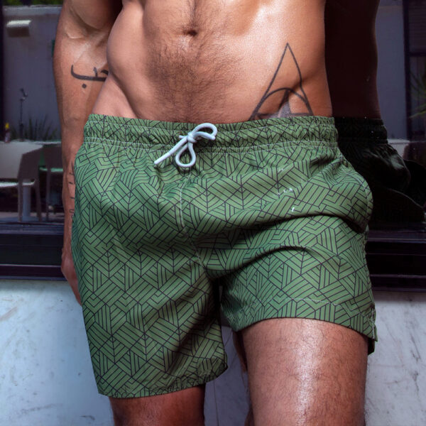 SHORT VERDE MILITAR